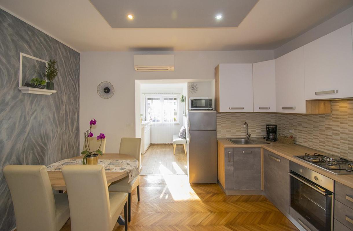Apartment Edera, Near The Town In A Quiet Location 罗维尼 外观 照片