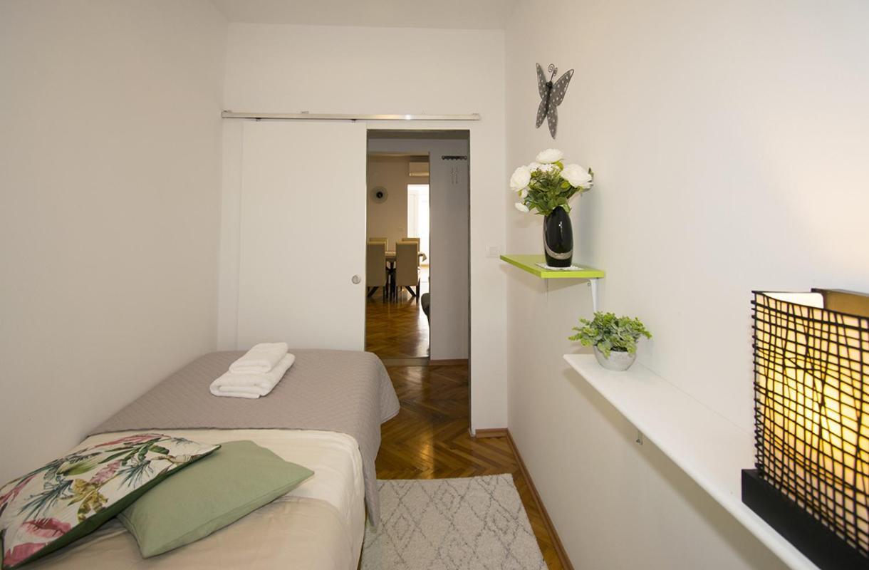 Apartment Edera, Near The Town In A Quiet Location 罗维尼 外观 照片