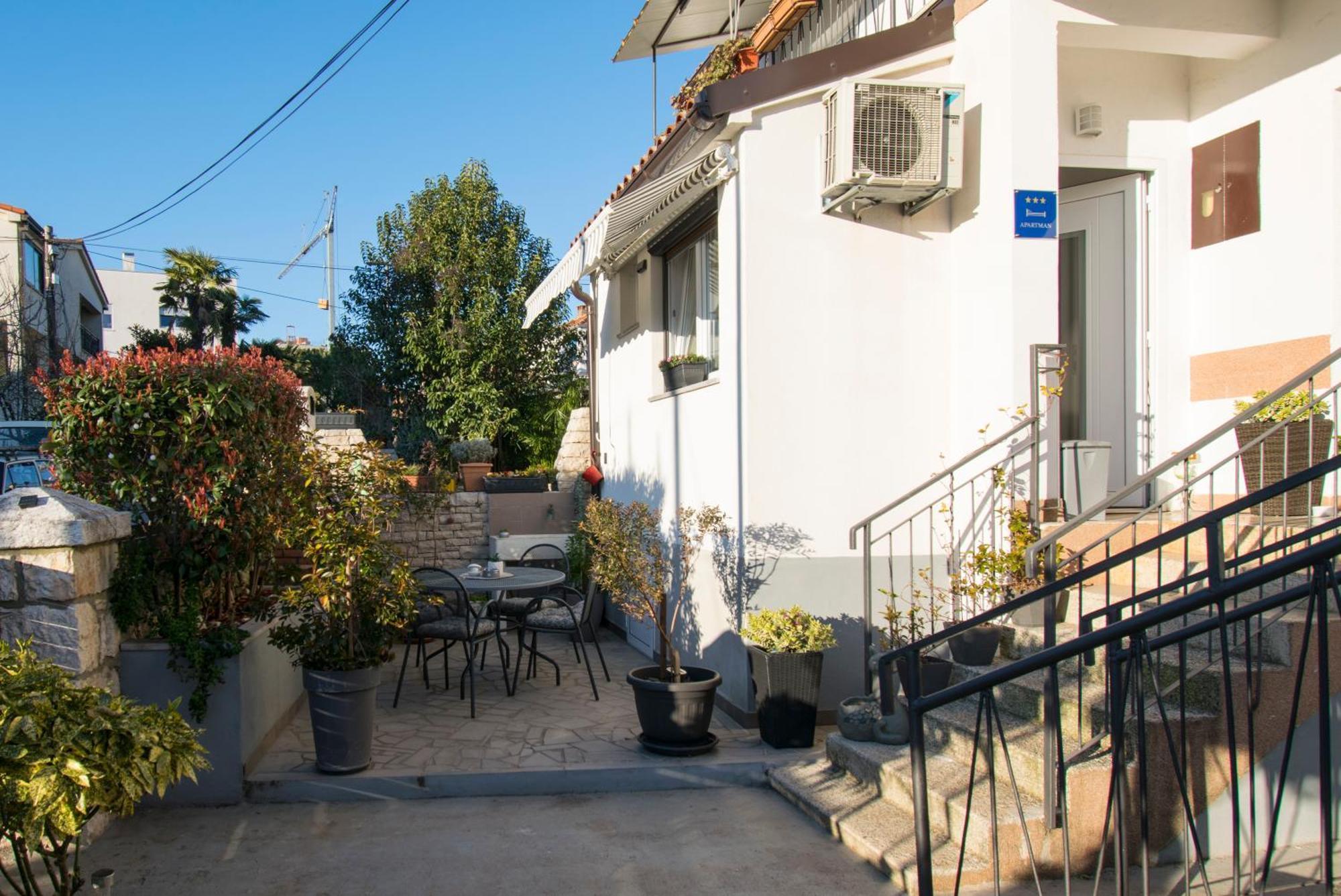 Apartment Edera, Near The Town In A Quiet Location 罗维尼 外观 照片